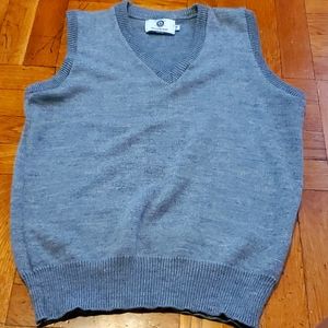 [item 59]Sweater vest XL youth